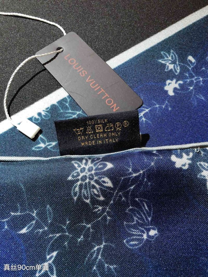 Louis Vuitton Scarf